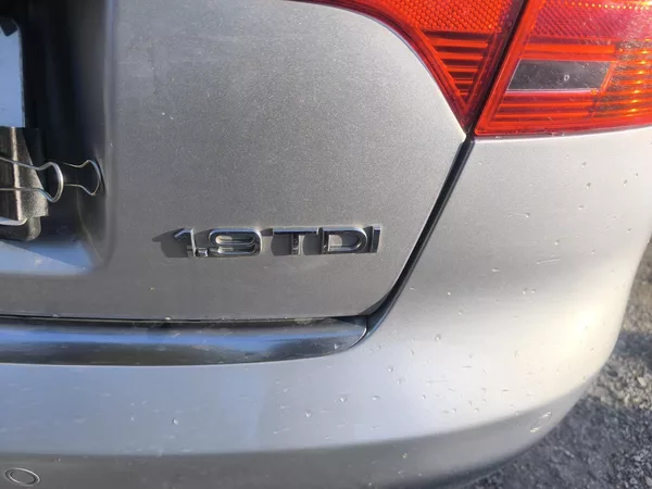 Audi A4 1,9TDI BEZ DPF,KRÁSNÁ,SERVISKA - foto 5