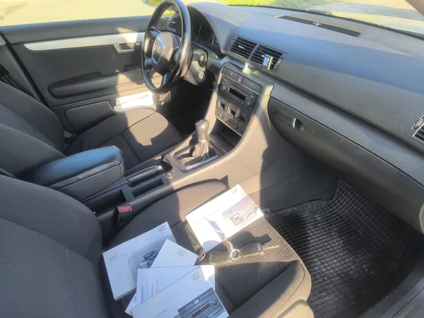Audi A4 1,9TDI BEZ DPF,KRÁSNÁ,SERVISKA - foto 9