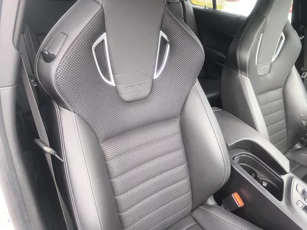 Opel Insignia OPC 2,8BITURBO 360K,4X4,VÝBAVA - foto 10