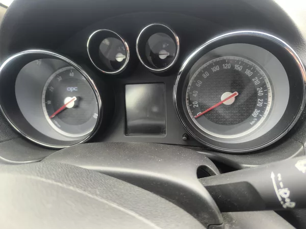 Opel Insignia OPC 2,8BITURBO 360K,4X4,VÝBAVA - foto 15