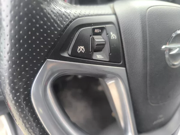 Opel Insignia OPC 2,8BITURBO 360K,4X4,VÝBAVA - foto 24