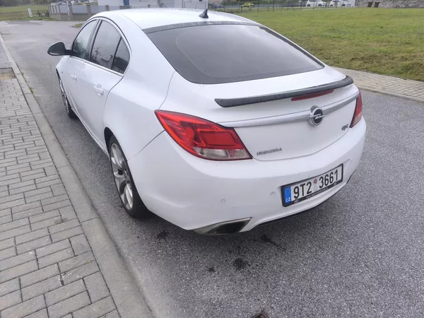Opel Insignia OPC 2,8BITURBO 360K,4X4,VÝBAVA - foto 3