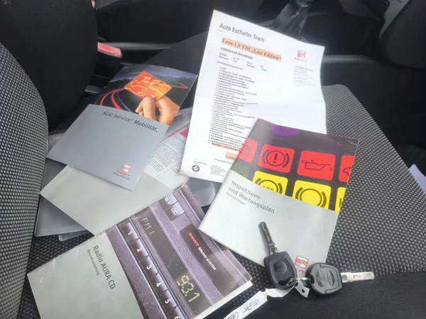 Seat Leon TDI66KW,KRÁSNÝ,110KM, SERVISKA - foto 10