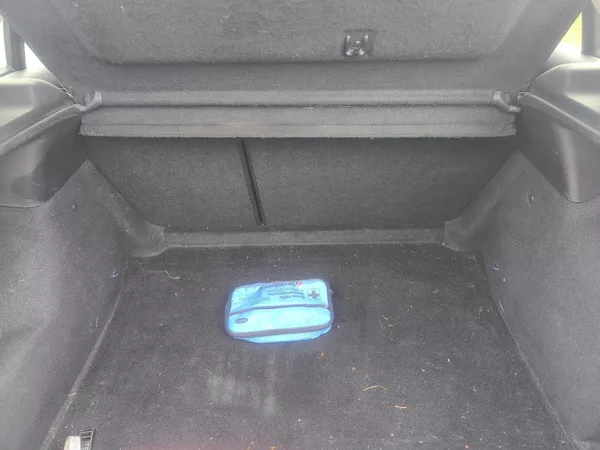 Seat Leon TDI66KW,KRÁSNÝ,110KM, SERVISKA - foto 6