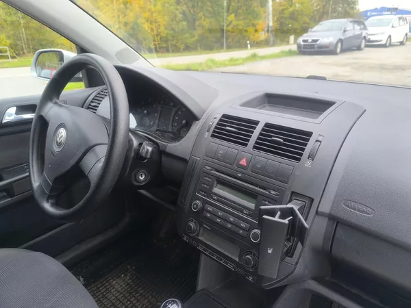 Volkswagen Polo 1.9TDI, VÝBAVA,KRÁSNÉ,SERVISKA - foto 8
