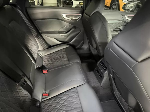 Audi A5 TDI 150kW QUATTRO STR S-LINE!! - foto 30