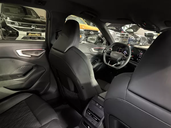 Audi A5 TDI 150kW QUATTRO STR S-LINE!! - foto 32