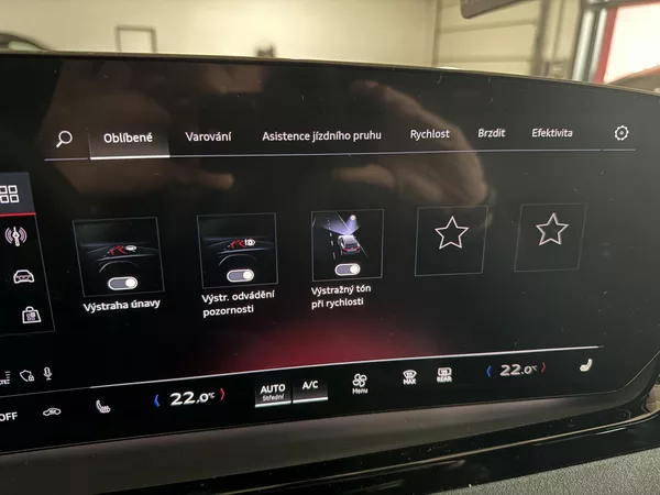 Audi A5 TDI 150kW QUATTRO STR S-LINE!! - foto 47