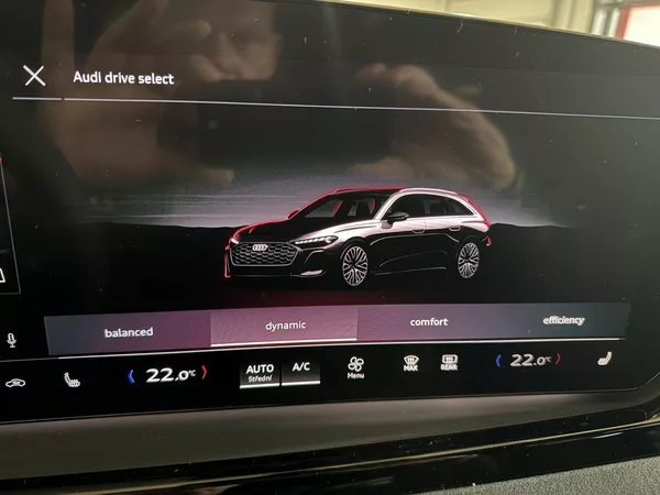 Audi A5 TDI 150kW QUATTRO STR S-LINE!! - foto 56