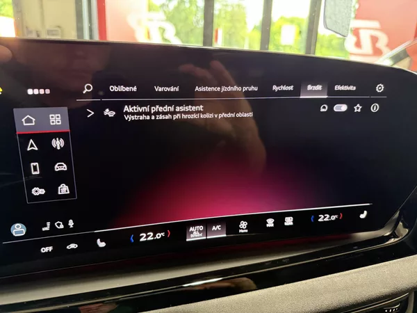 Audi A6 TDI 150kW STR 4X4 S-LINE R21!! - foto 54