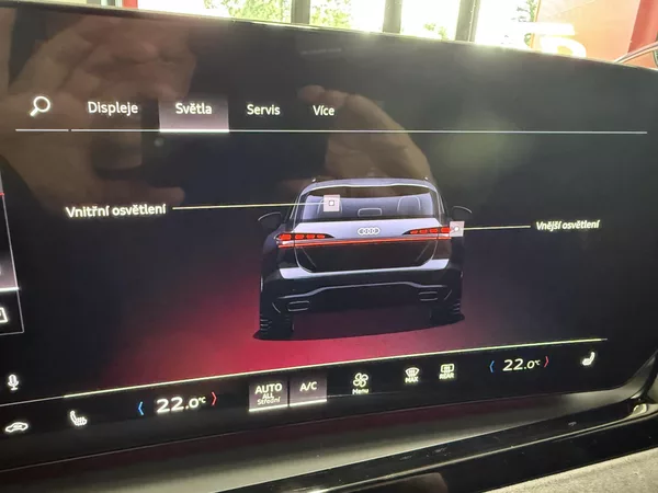 Audi A6 TDI 150kW STR 4X4 S-LINE R21!! - foto 57