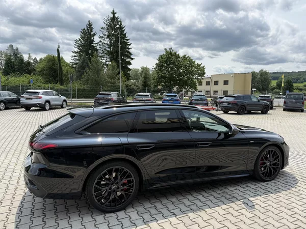 Audi A6 TFSI 270kW 4X4 S-LINE VZDUCH - foto 14