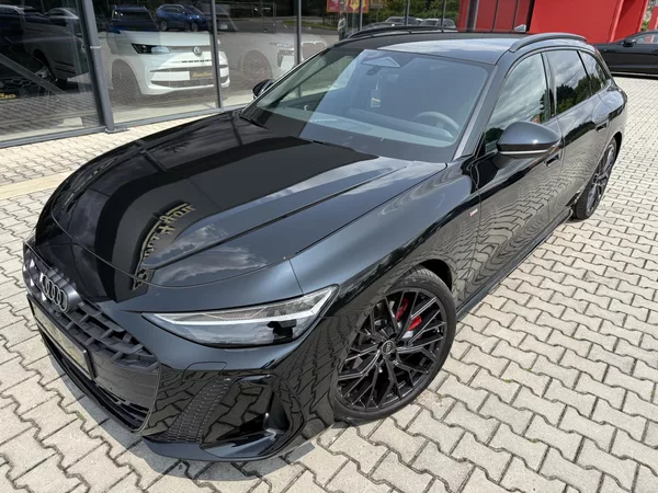 Audi A6 TFSI 270kW 4X4 S-LINE VZDUCH - foto 2