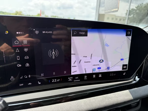 Audi A6 TFSI 270kW 4X4 S-LINE VZDUCH - foto 55