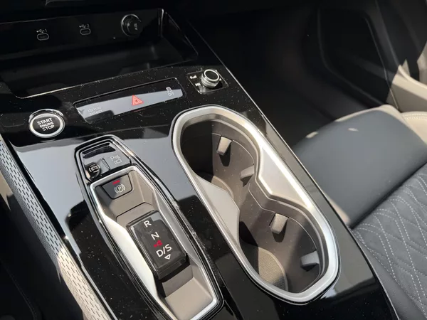Audi A6 TFSI 270kW 4X4 S-LINE VZDUCH - foto 56