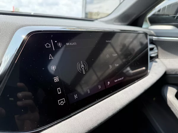 Audi A6 TFSI 270kW 4X4 S-LINE VZDUCH - foto 57
