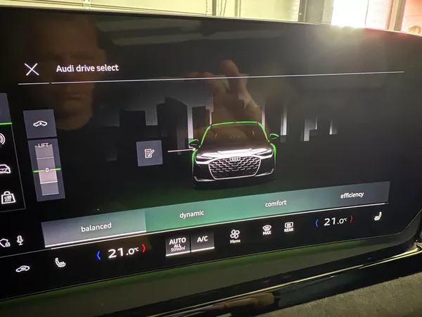Audi A6 TFSI 270kW 4X4 S-LINE VZDUCH - foto 73