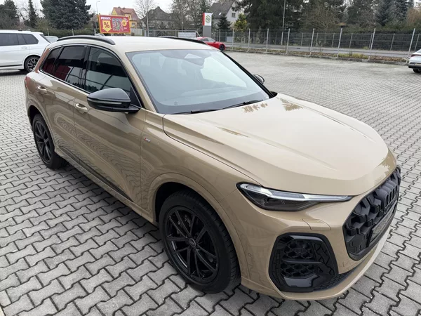 Audi Q5 TDI 150kW 4X4 S-LINE R20 3D!!! - foto 11