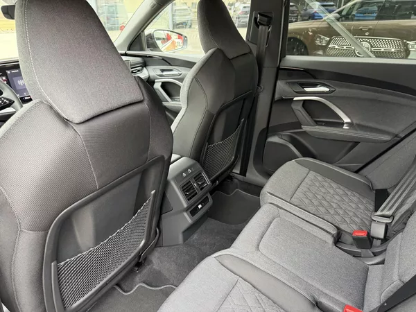 Audi Q5 TDI 150kW 4X4 S-LINE R20 3D!!! - foto 22
