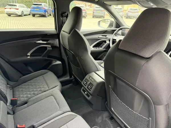 Audi Q5 TDI 150kW 4X4 S-LINE R20 3D!!! - foto 28