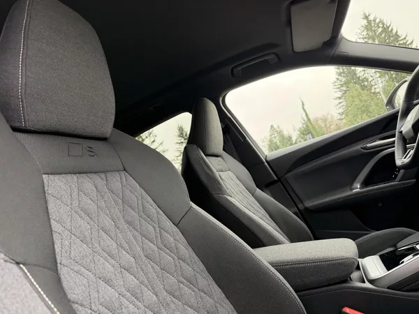 Audi Q5 TDI 150kW 4X4 S-LINE R20 3D!!! - foto 32