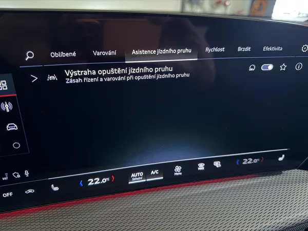 Audi Q5 TDI 150kW 4X4 S-LINE R20 3D!!! - foto 49