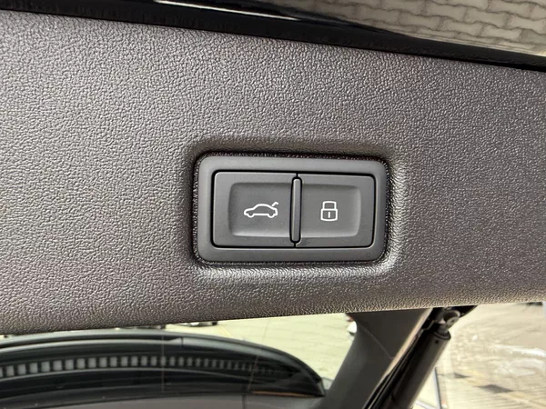 Audi Q5 TFSI 150kW 4X4 S-LINE R20 3D!! - foto 29