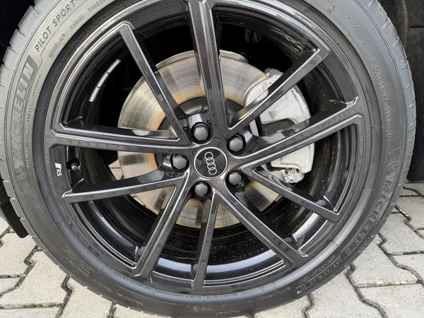 Audi Q5 TDI 150kW 4X4 S-LINE R20 3D!!! - foto 19