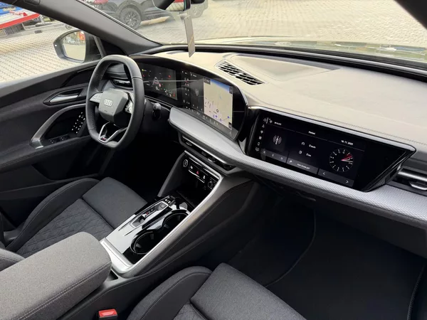 Audi Q5 TDI 150kW 4X4 S-LINE R20 3D!!! - foto 35