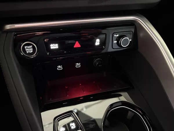 Audi Q5 TDI 150kW 4X4 S-LINE R20 3D!!! - foto 47