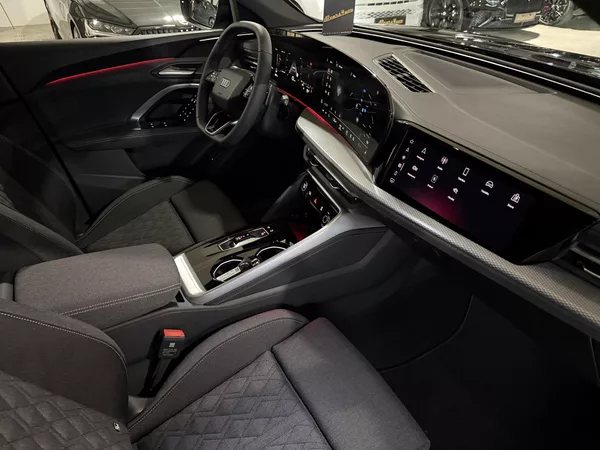 Audi Q5 SB TFSI 150kW 4X4 SLINE R20 3D - foto 29