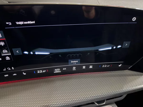 Audi Q5 SB TFSI 150kW 4X4 SLINE R20 3D - foto 43