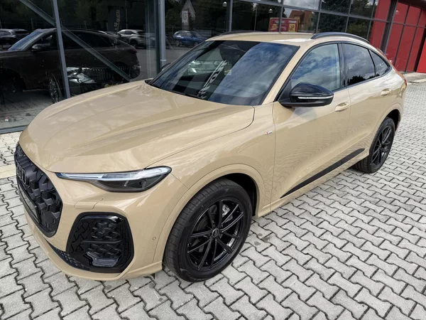 Audi Q5 SB TDI 150kW 4X4 S-LINE R20 3D - foto 19