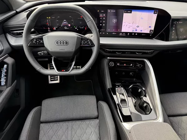 Audi Q5 SB TDI 150kW 4X4 S-LINE R20 3D - foto 27