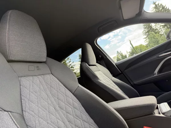 Audi Q5 SB TDI 150kW 4X4 S-LINE R20 3D - foto 38