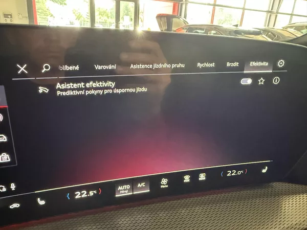 Audi Q5 SB TDI 150kW 4X4 S-LINE R20 3D - foto 61