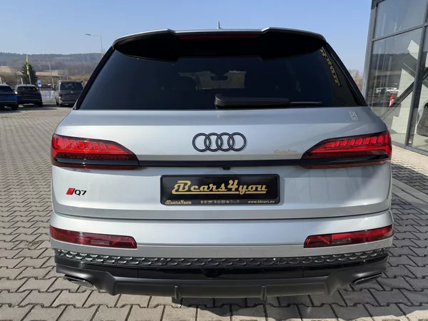 Audi Q7 50TDI 210kW S-LINE 7MÍST NZN!! - foto 10