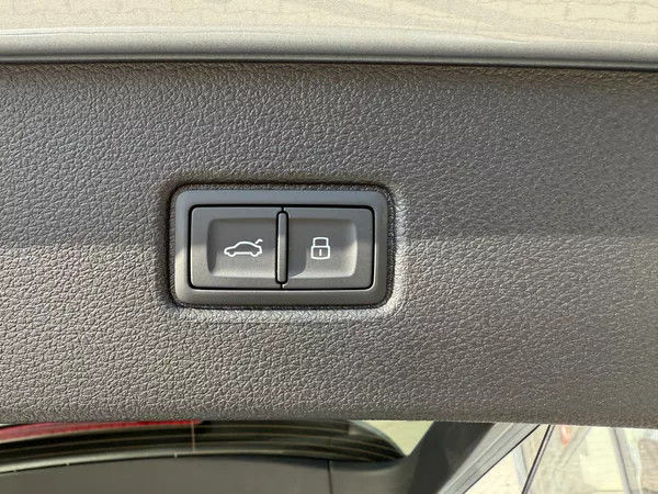 Audi Q7 50TDI 210kW S-LINE 7MÍST NZN!! - foto 34