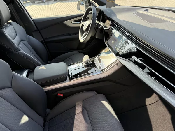 Audi Q7 50TDI 210kW S-LINE 7MÍST NZN!! - foto 38