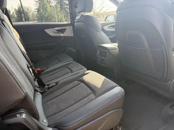 Audi Q7 50TDI 210kW S-LINE GRAVITY LED - foto 27