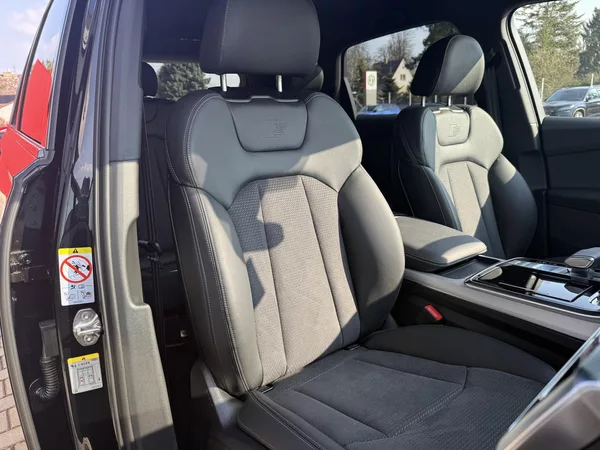Audi Q7 50TDI 210kW S-LINE GRAVITY LED - foto 29