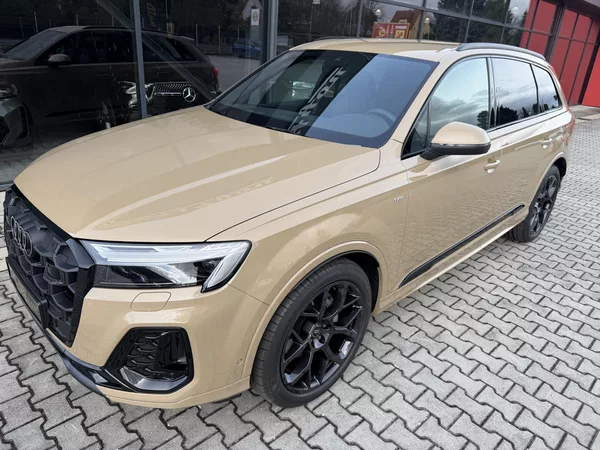 Audi Q7 50TDI 210kW S-LINE GRAVITY ASS - foto 2