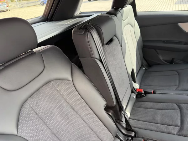 Audi Q7 50TDI 210kW S-LINE GRAVITY ASS - foto 31