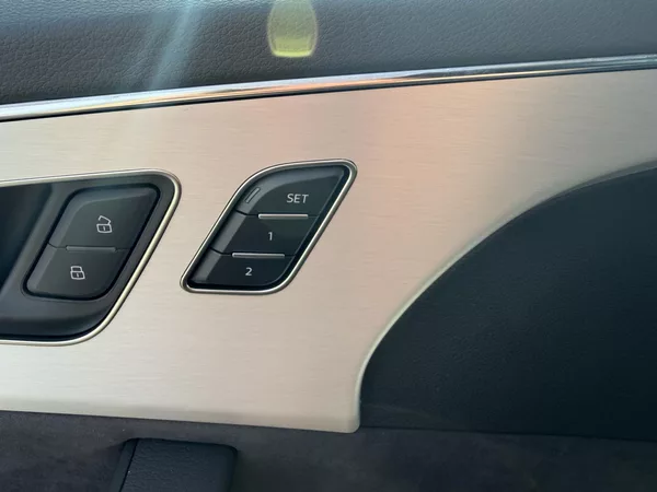Audi Q7 50TDI 210kW S-LINE GRAVITY ASS - foto 38