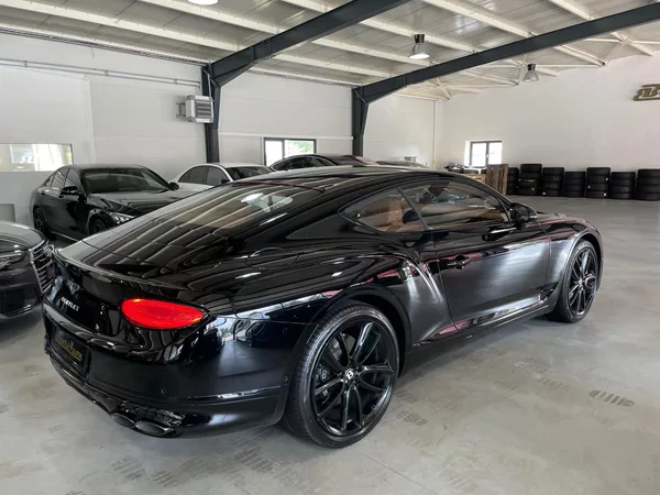 Bentley Continental GT 4.0 V8 405kW MULLINER BLACK!!! - foto 10
