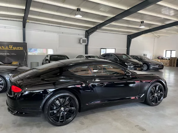 Bentley Continental GT 4.0 V8 405kW MULLINER BLACK!!! - foto 11