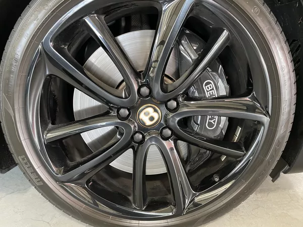 Bentley Continental GT 4.0 V8 405kW MULLINER BLACK!!! - foto 21