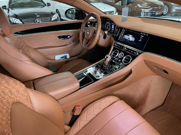 Bentley Continental GT 4.0 V8 405kW MULLINER BLACK!!! - foto 32