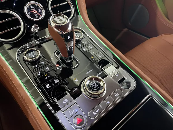 Bentley Continental GT 4.0 V8 405kW MULLINER BLACK!!! - foto 43
