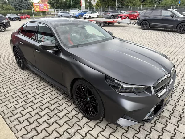 BMW M5 ULTIMATE FROZEN DEEP KARBON CZ - foto 12
